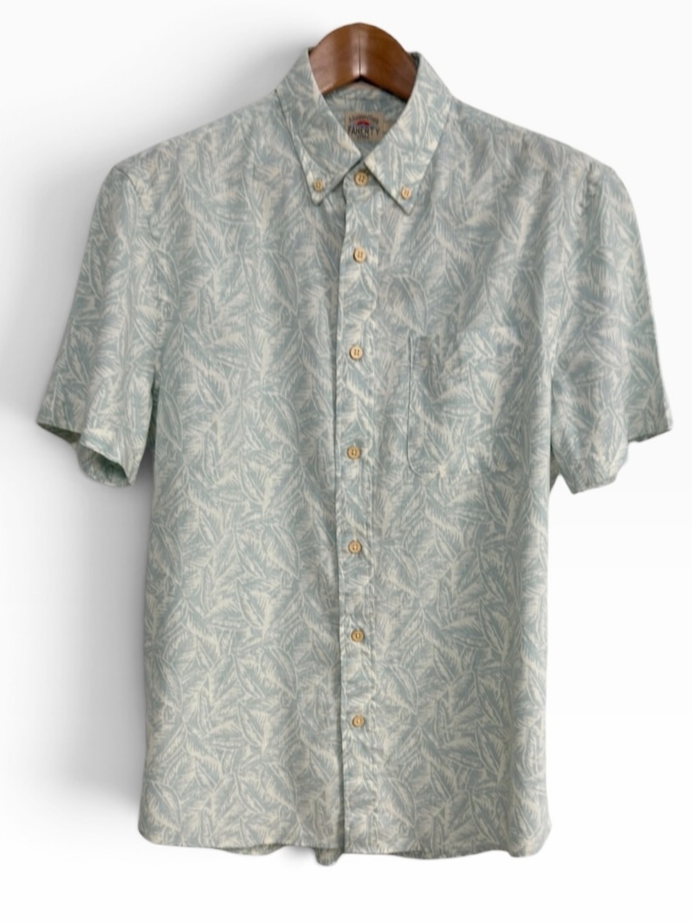 Faherty Breeze Shirt Men’s M Linen TENCEL Tropical Print Short Sleeve Button Up